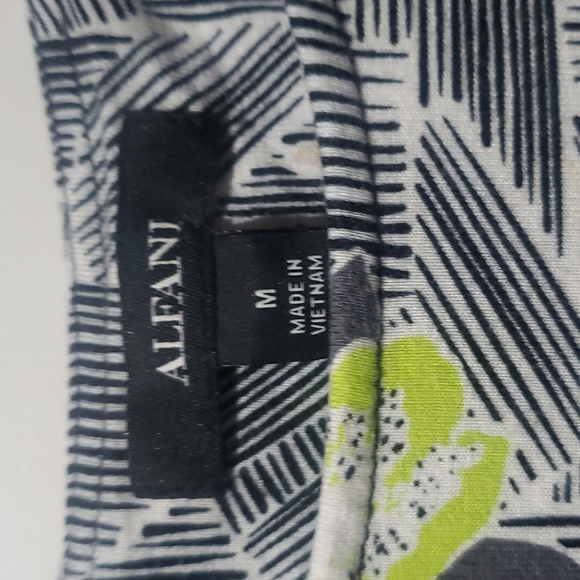 Top - Picture 5 of 9